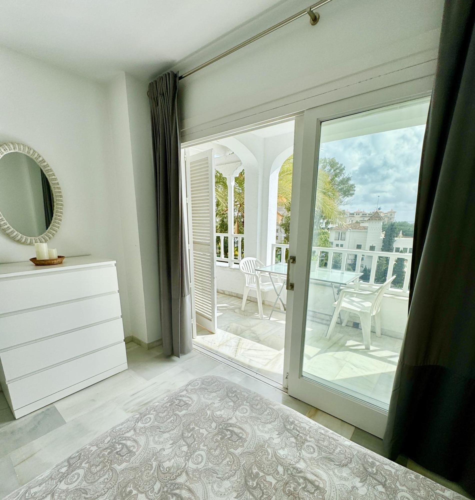 Amplio Y Luminoso En Puerto Banus Appartement Marbella